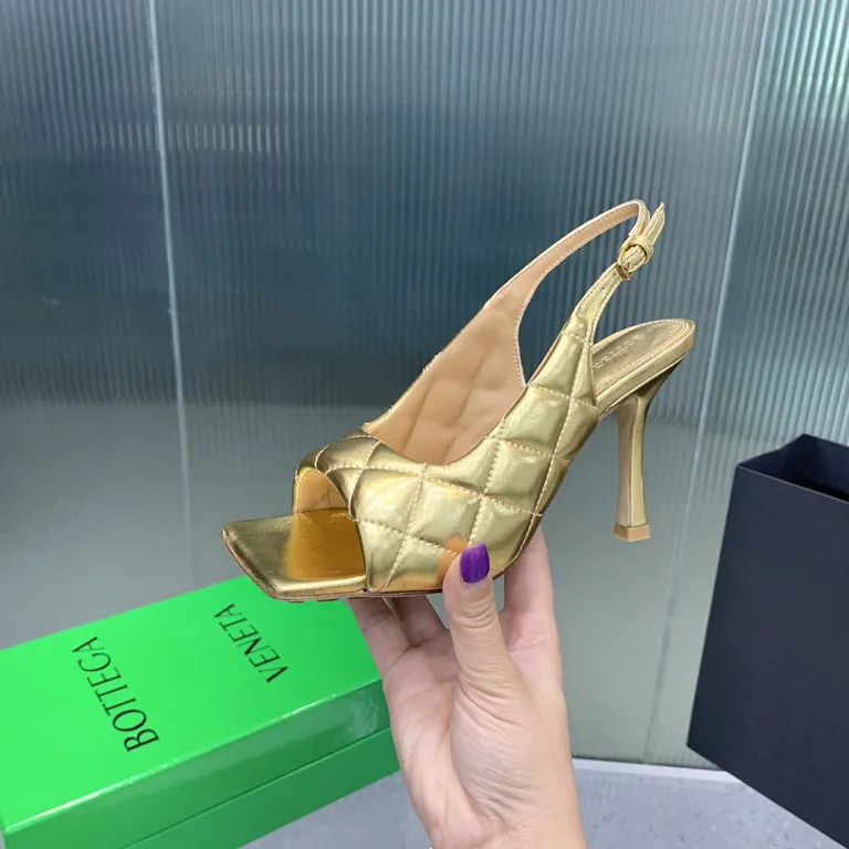 Bottega Veneta Shoe 